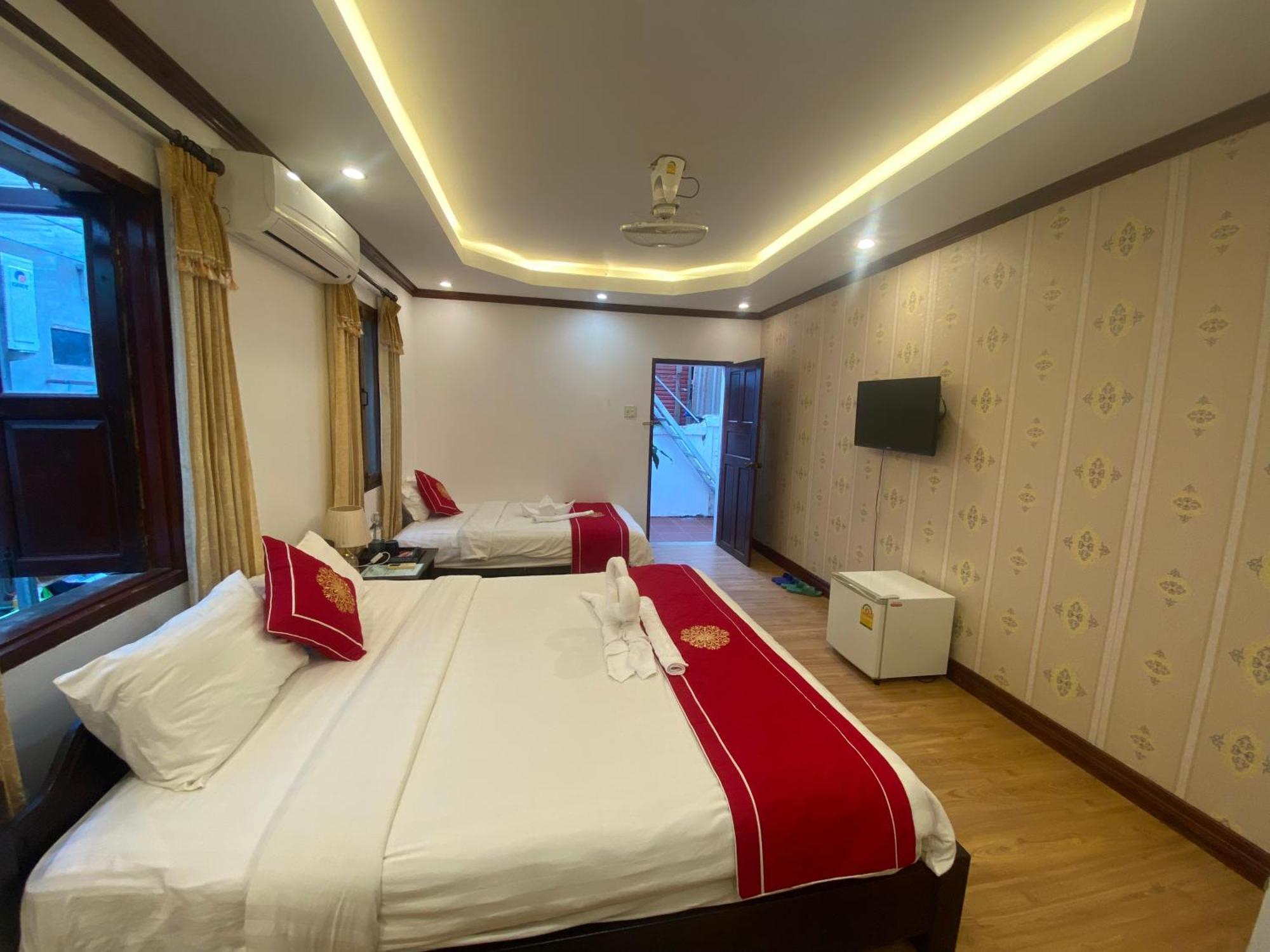 Golden Lotus Boutique Hotel Luang Prabang Exterior photo