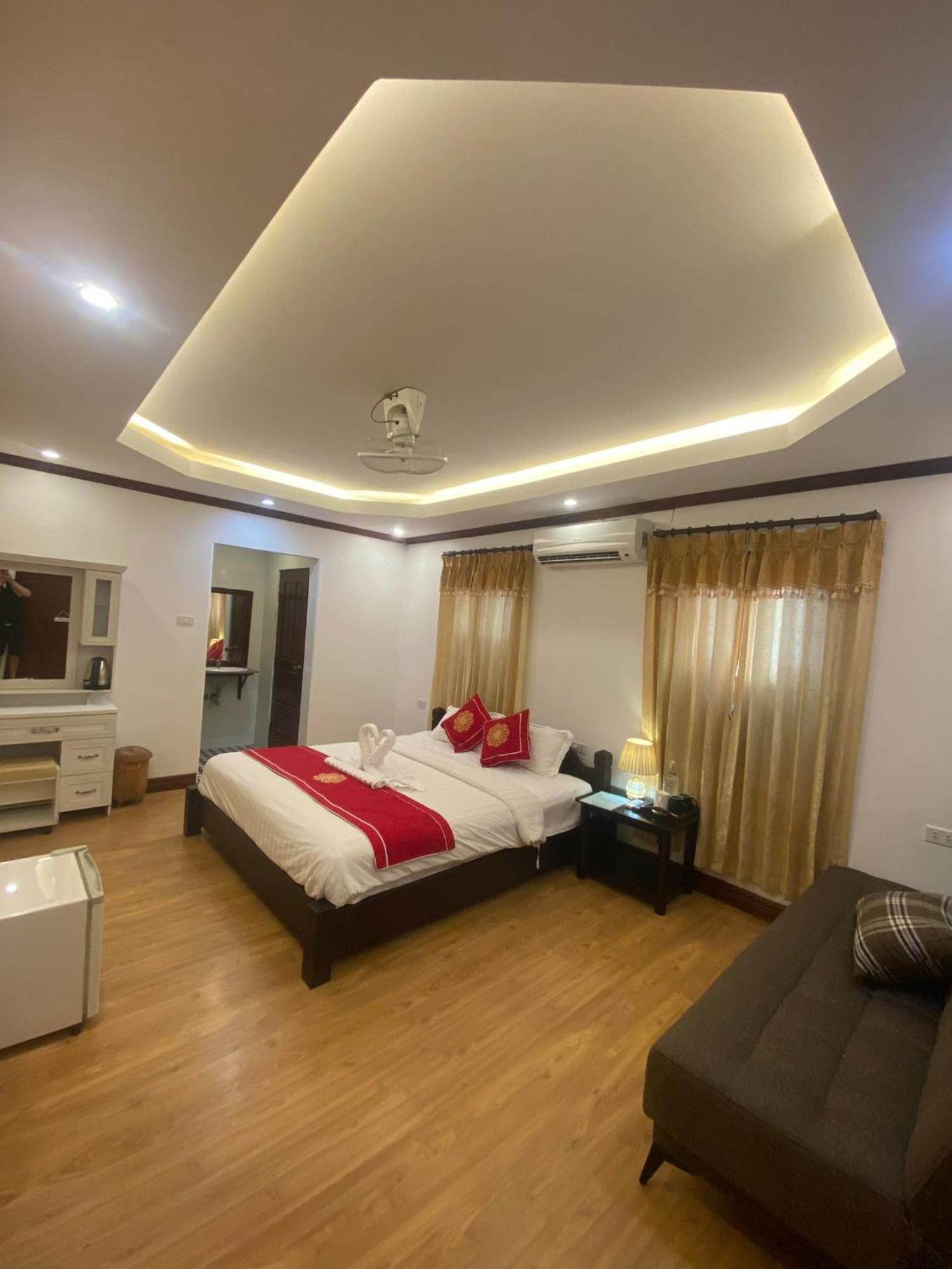 Golden Lotus Boutique Hotel Luang Prabang Exterior photo