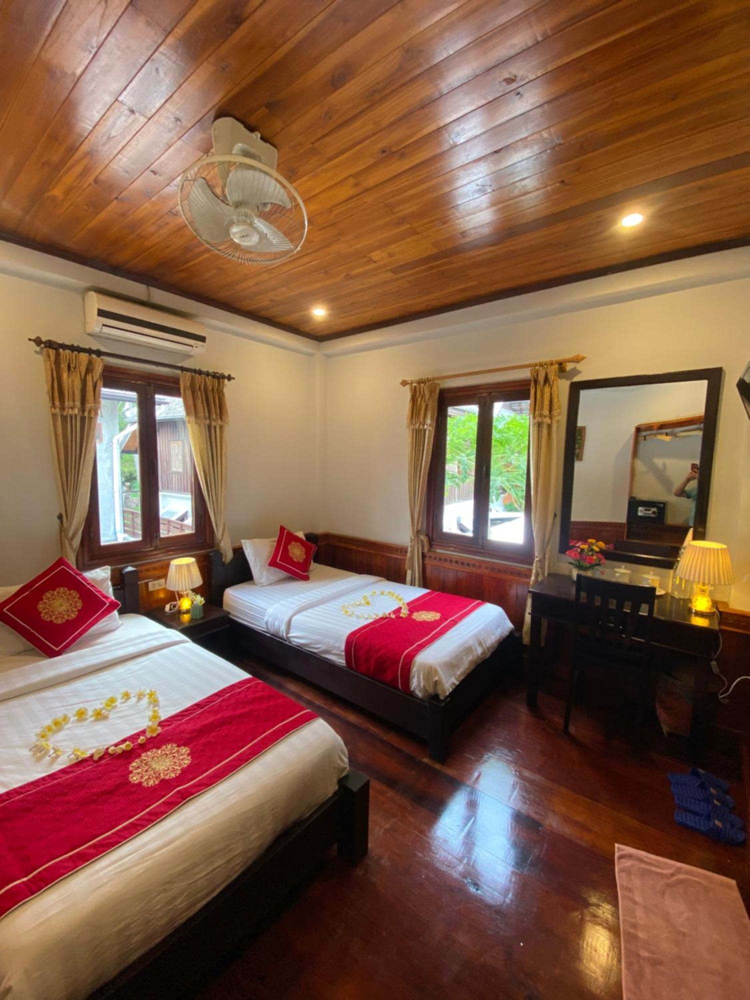 Golden Lotus Boutique Hotel Luang Prabang Exterior photo